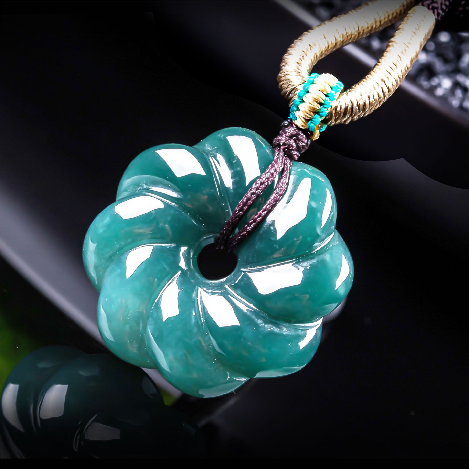 Accessories Woman - Naturalny naszyjnik z jadeitu birmańskiego w