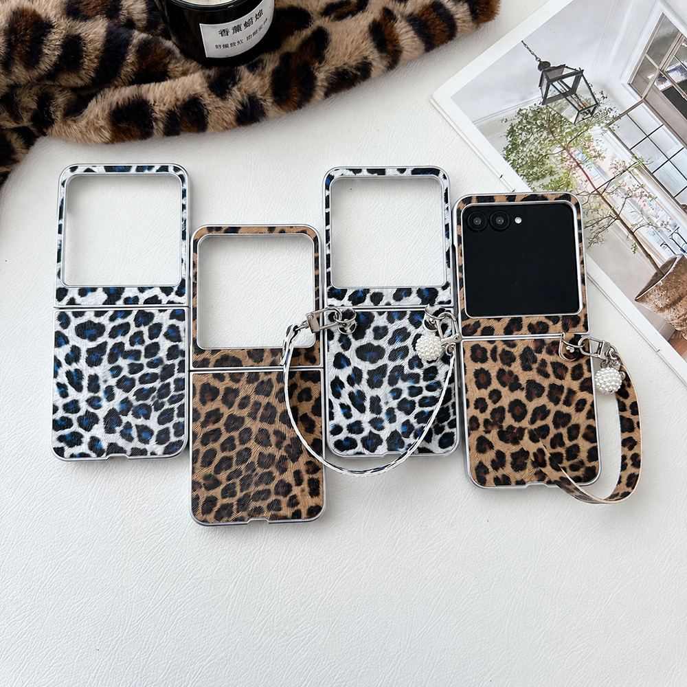 Women'S Accessories - Etui na telefon składany z motywem